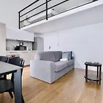 Premium Apartment By Hi5- Roekk Szilard